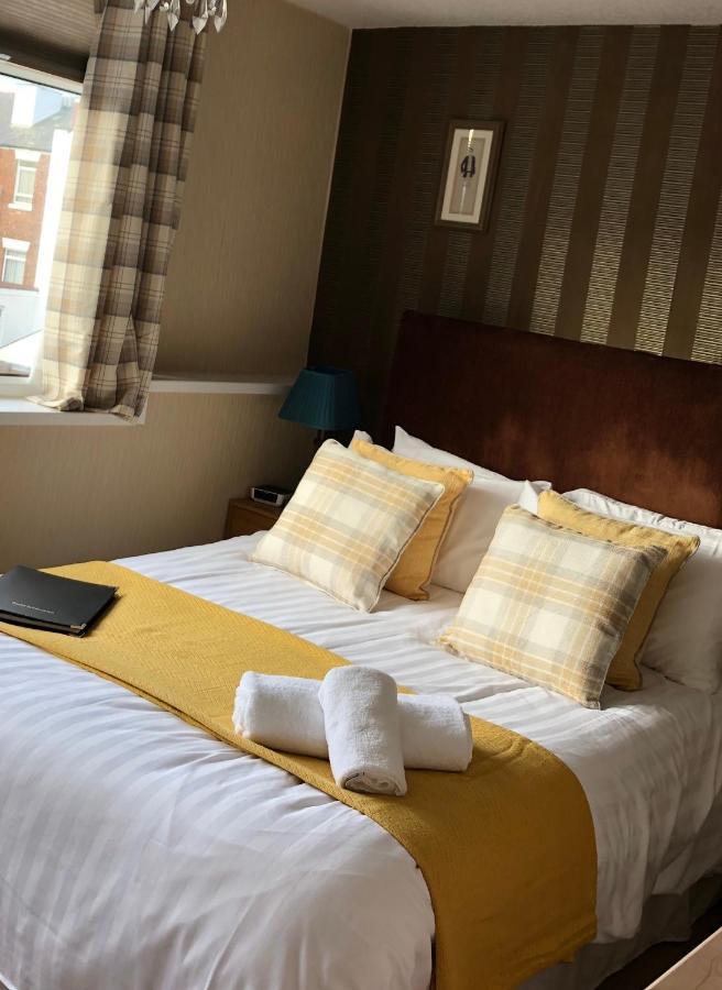 Adelphi Guest House Southport Esterno foto