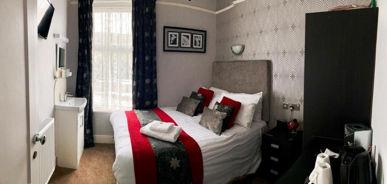 Adelphi Guest House Southport Esterno foto